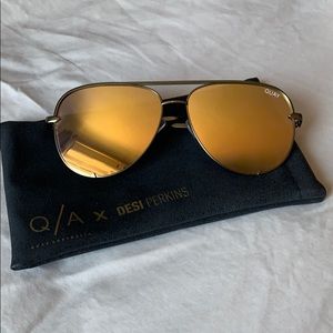 Quay x Desi High Key Sunglasses Green/Gold